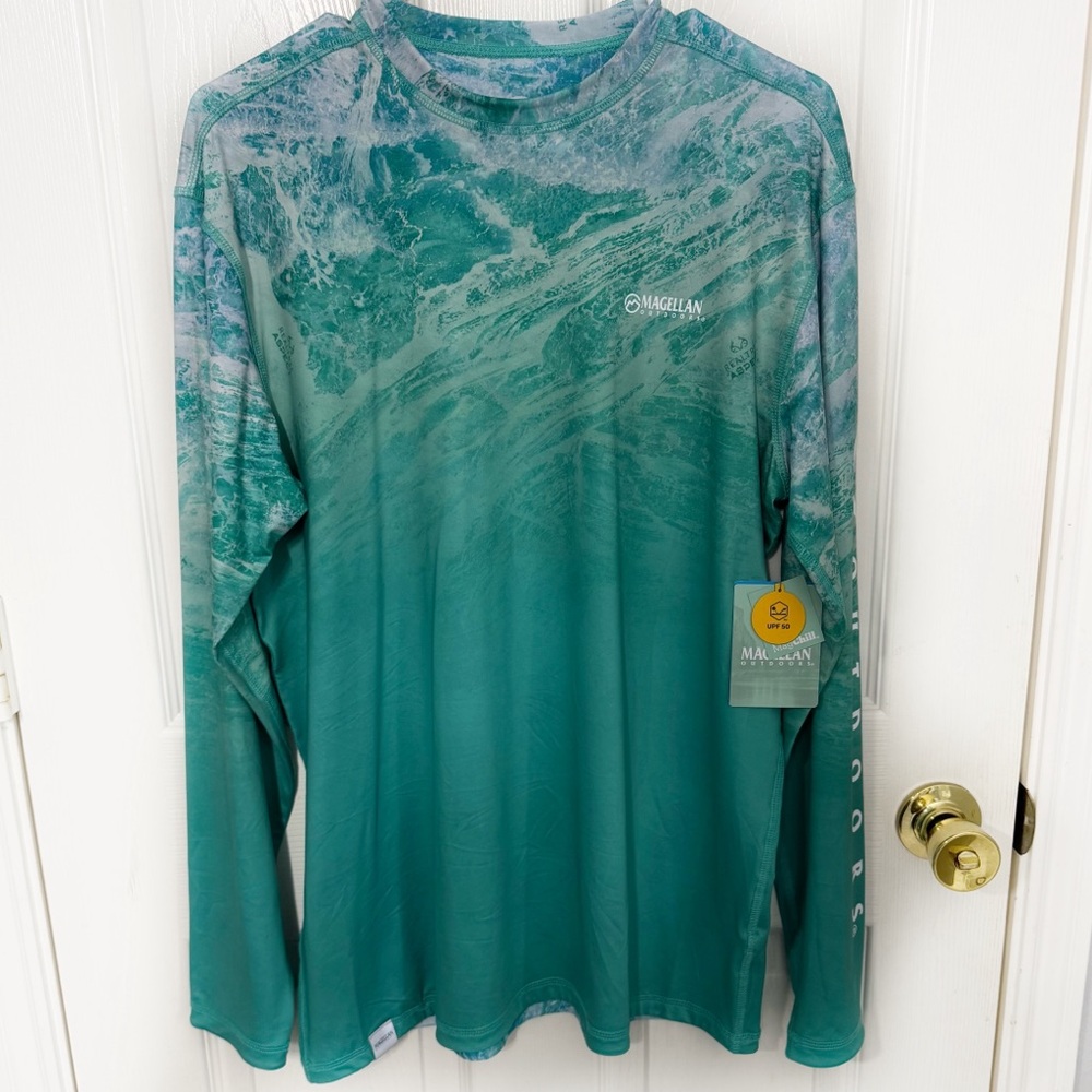 Men’s Magellan Long Sleeve Reversible Fishing Shirt